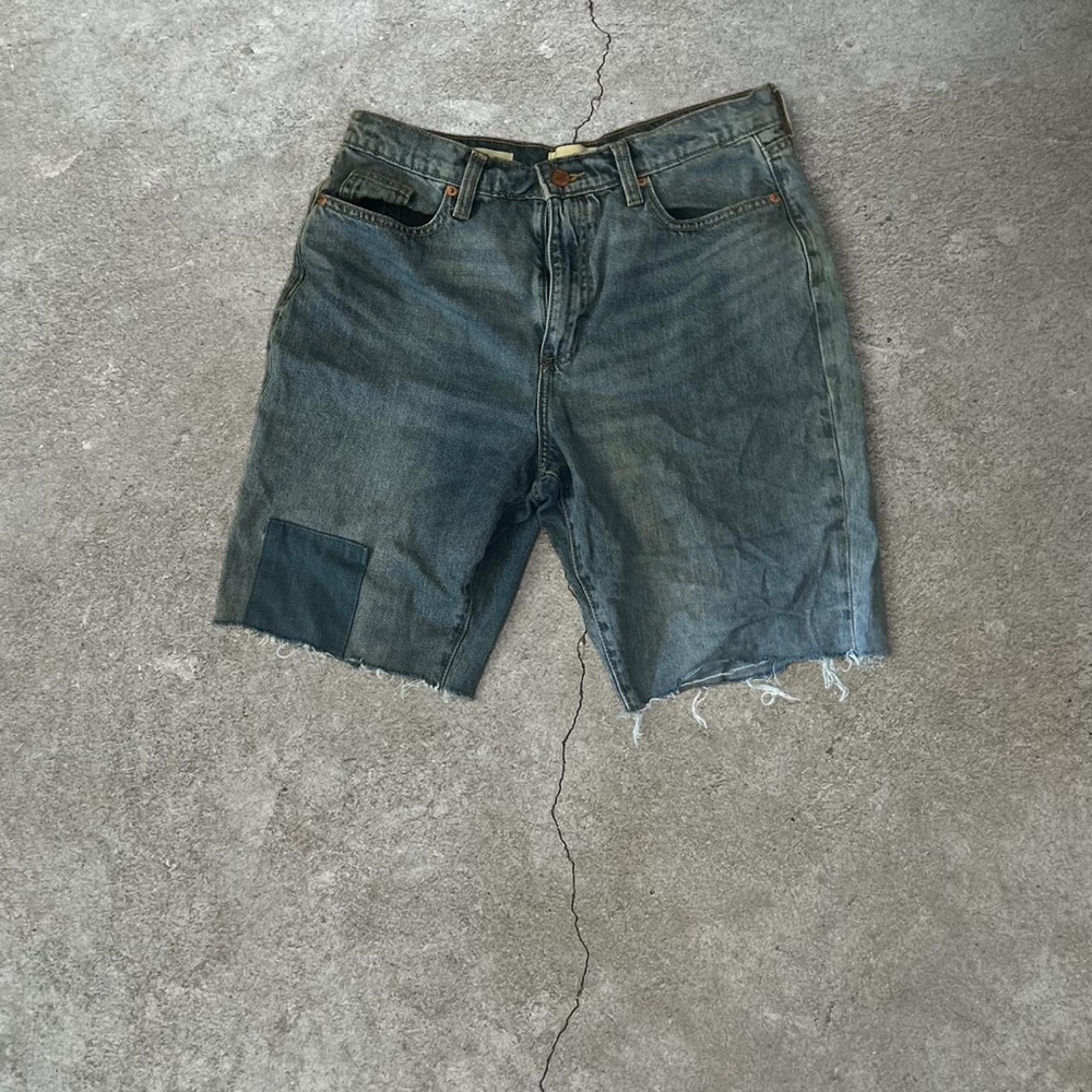 Universal Thread Men's Blue Distressed Jean Shorts